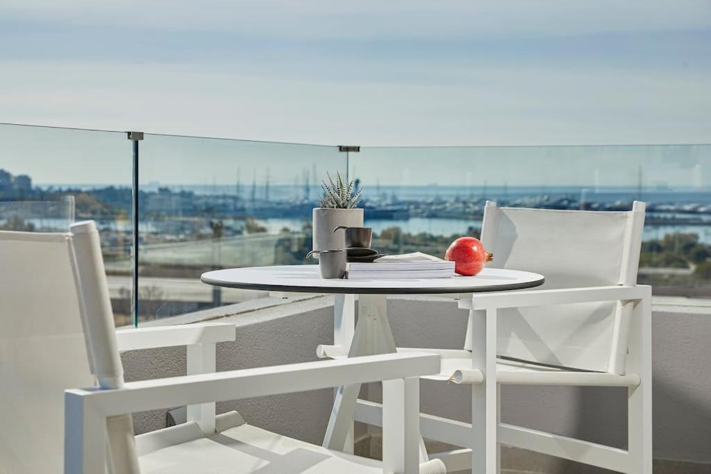Cw Athens Riviera Suite Kültér fotó